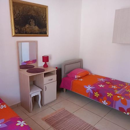 Apartmani Liki Ülgün Dış mekan fotoğraf